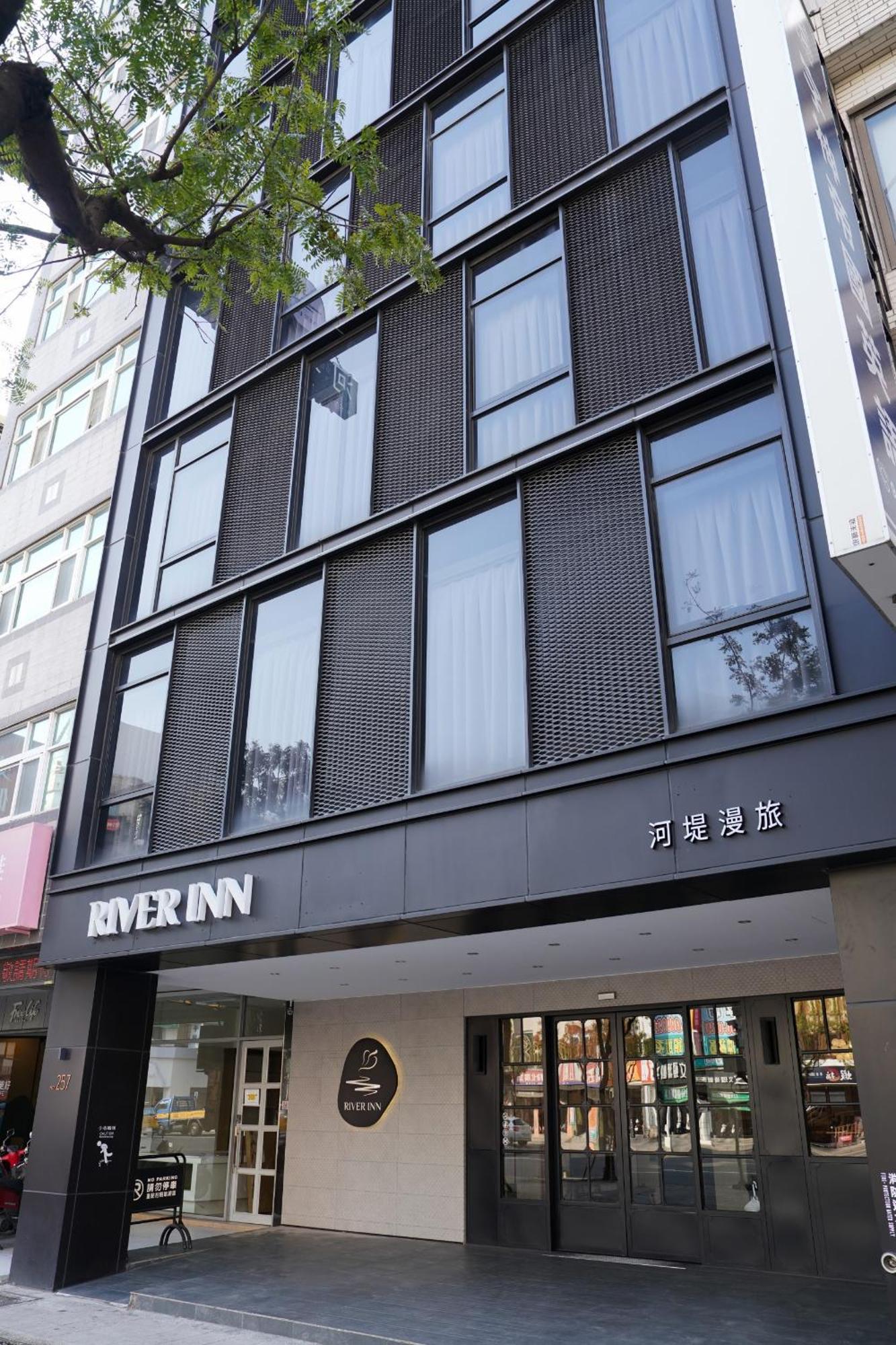 River Inn Station Kaohsiung Exterior foto